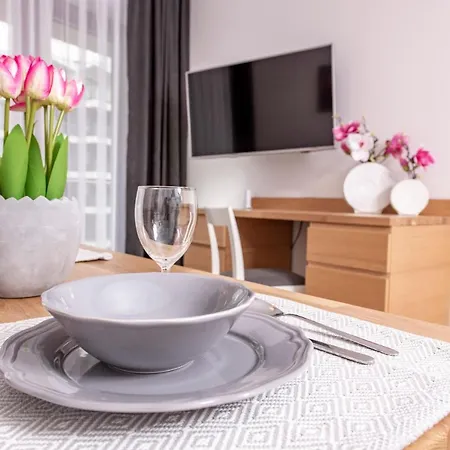Апартаменты Prywatny 413 W Arka Medical Przy Plazy