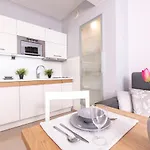 Prywatny 413 W Arka Medical Przy Plazy 아파트 *