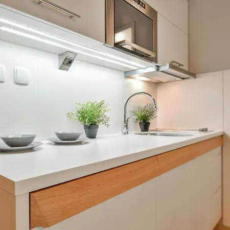 Prywatny 413 W Arka Medical Przy Plazy Апартаменти *